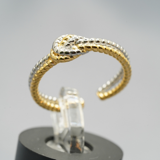 Knot Ring | Upload Custom Photo