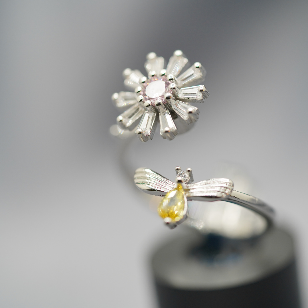 To My Daughter Yellow Bee Bum Fidget Spinner Ring