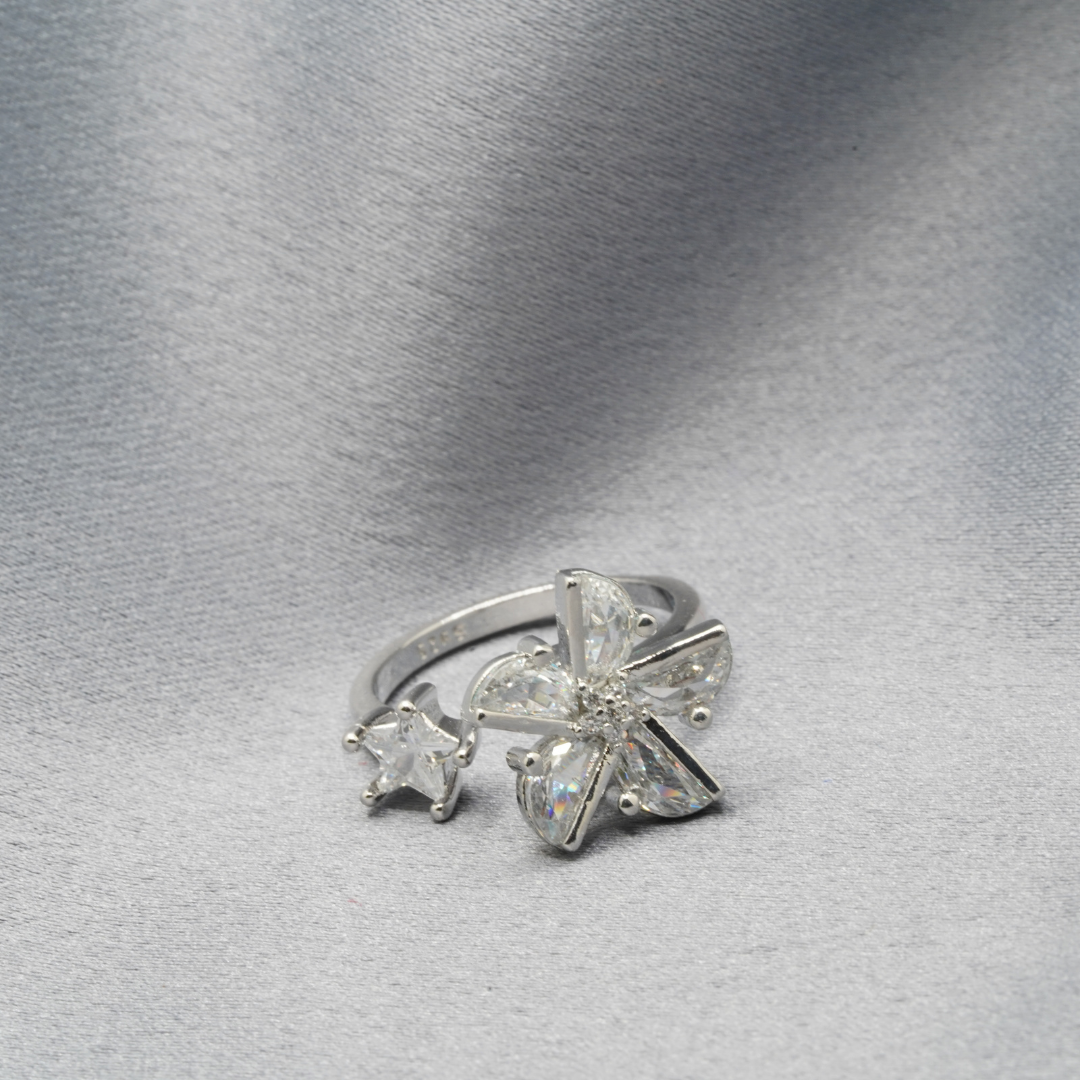 5 Crystal Small Star Ring